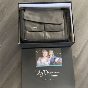 think tank bag designed by lily deanne tutto.